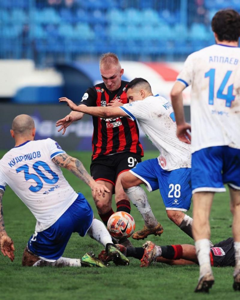 Спартак поплыл в Воронеже - 0:2